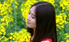 初尝人妻滑进去了莹莹视频